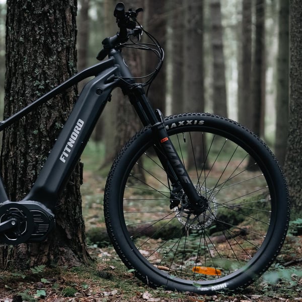 FitNord Ranger 900 Sähkömaastopyörä 2024, musta (856 Wh tehoakku) 2