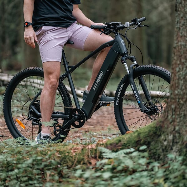 FitNord Ranger 300 Sähkömaastopyörä 2024, musta (720Wh tehoakku) 2