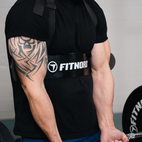 FitNord Arm Blaster Hauiskääntötuki 6