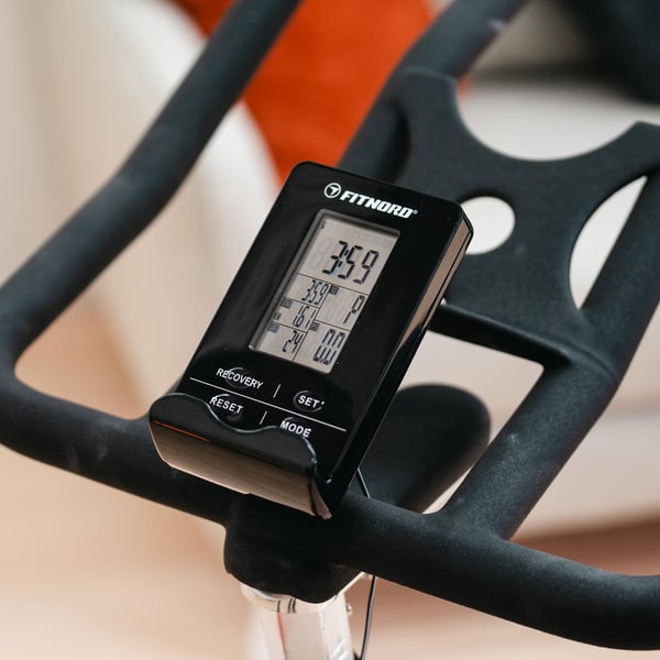 FitNord Racer 500i Spinningpyörä mittarilla (VUODEN LISÄTAKUU KAUPAN PÄÄLLE) 9