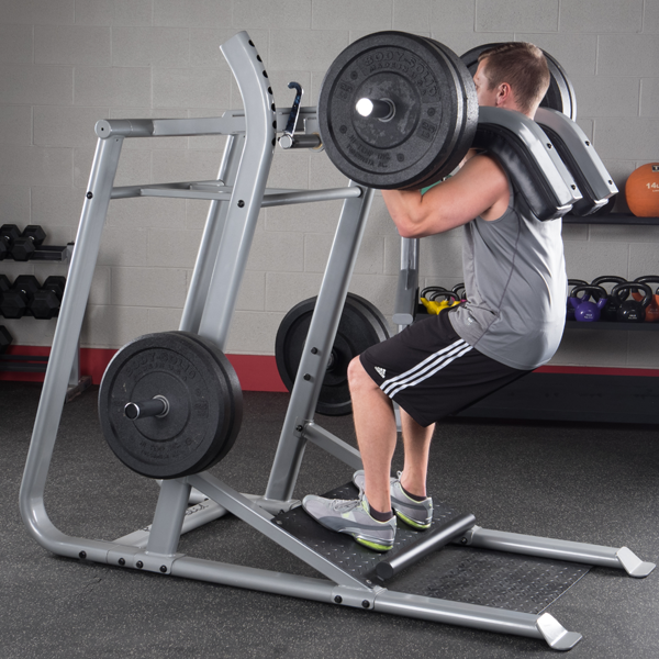 Vipuvarsi Hack-kyykky Body-Solid Pro Club Line 6