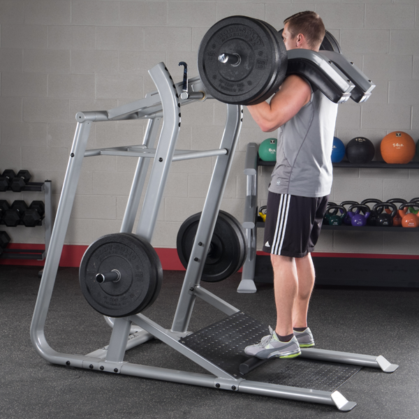 Vipuvarsi Hack-kyykky Body-Solid Pro Club Line 7