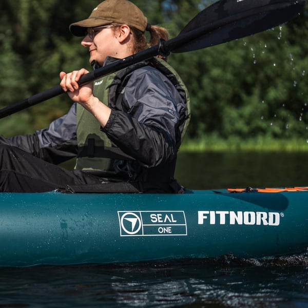 FitNord Seal One ilmatäytteinen kajakki, tummanvihreä (1-istuttava) 2025