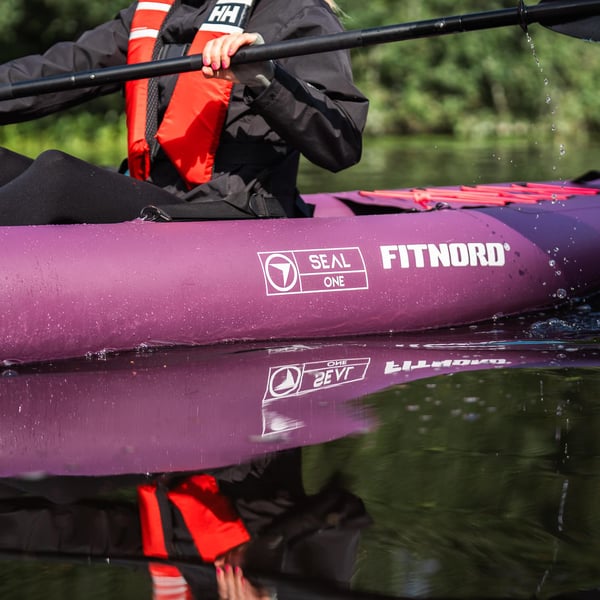 FitNord Seal One ilmatäytteinen kajakki, tummanvioletti (1-istuttava) 2025