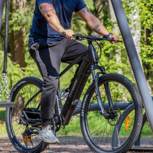 FitNord Ranger 300 Sähkömaastopyörä, musta (720Wh tehoakku)