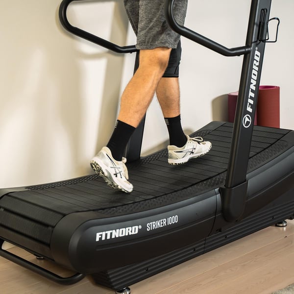 FitNord Striker 1000 Moottoroimaton Juoksumatto
