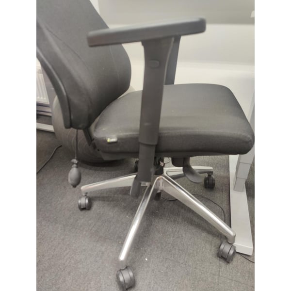 Toimistotuoli (Futra)