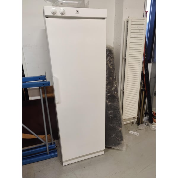 Electrolux kuivauskaappi DC3500TWR