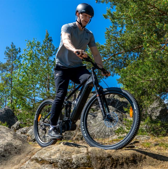 FitNord Ranger 700FS Täysjousto sähkömaastopyörä 2023, minttu (720 Wh tehoakku)