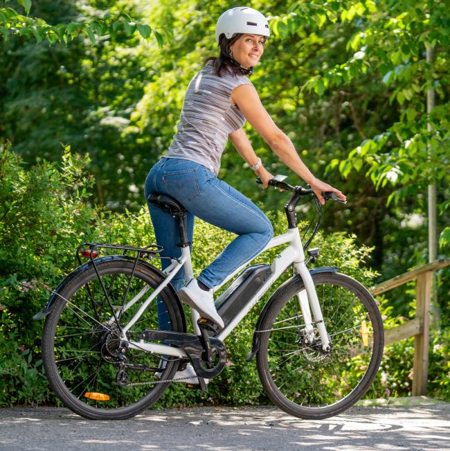 FitNord Ava 200 Sähköpyörä 2023, valkoinen (540 Wh akku)
