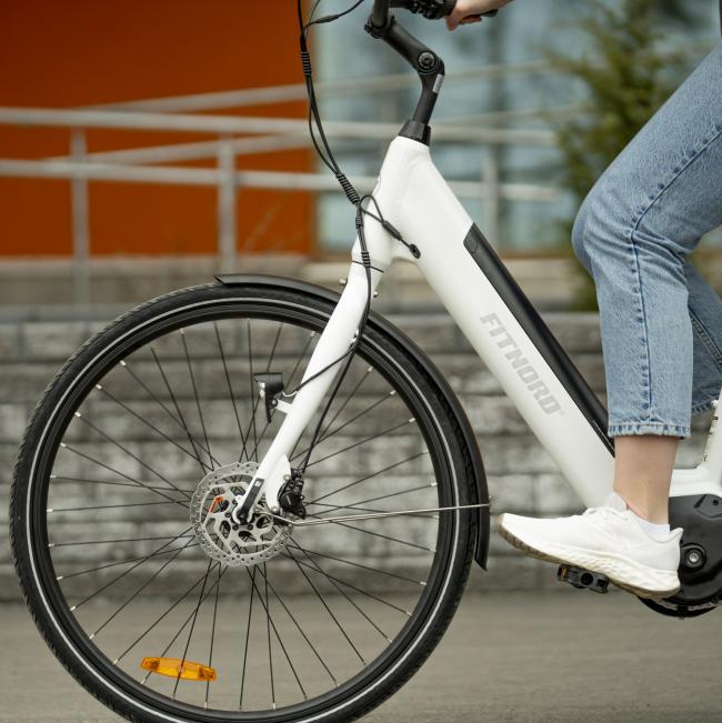 FitNord Classic 300 Sähköpyörä 2023, valkoinen (504 Wh akku)