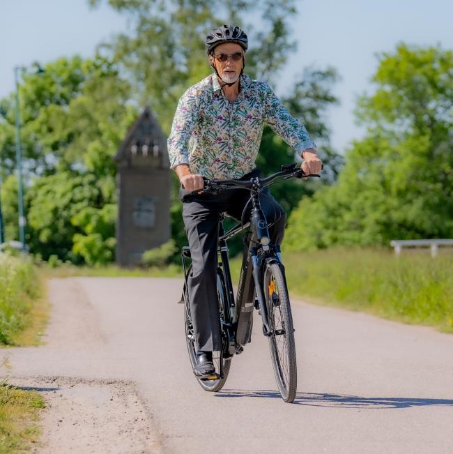 FitNord Venture 300 Sähköpyörä 2023, musta (720 Wh tehoakku)